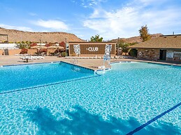 Villa #33 At Bloomington Country Club 3 Bedroom Condo