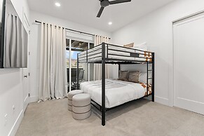 Villa #33 At Bloomington Country Club 3 Bedroom Condo