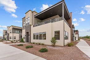 Villa #33 At Bloomington Country Club 3 Bedroom Condo