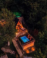 KAYIP ORMAN DAĞ EVLERİ