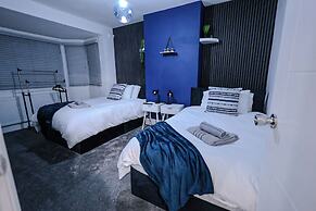 Sleeps17 Bliss 7-bedroom Luxury Escape Birmingham
