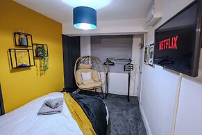 Sleeps17 Bliss 7-bedroom Luxury Escape Birmingham