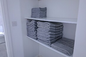 Sleeps17 Bliss 7-bedroom Luxury Escape Birmingham