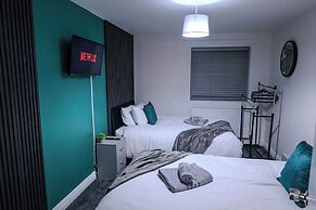 Sleeps17 Bliss 7-bedroom Luxury Escape Birmingham