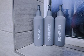 Sleeps17 Bliss 7-bedroom Luxury Escape Birmingham