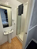 Runway Guest House - Adult Only