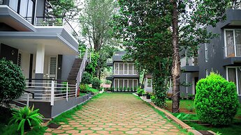 Thavika Silverwood Residence Yelagiri