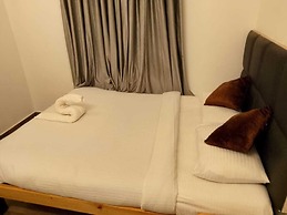 Thavika Silverwood Residence Yelagiri