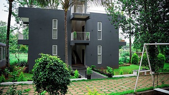 Thavika Silverwood Residence Yelagiri