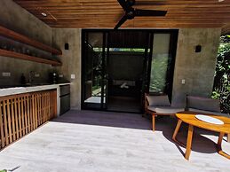 Serenity Wave Bungalow