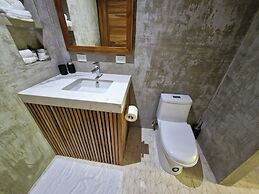 Serenity Wave Bungalow