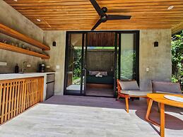 Serenity Sand Bungalow