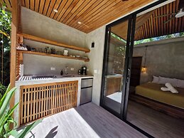 Serenity Sand Bungalow