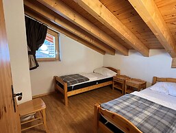 Awesome Apartment Near ski Slope