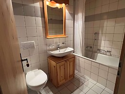 Awesome Apartment Near ski Slope