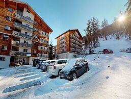 Flat in Nendaz Near Ski Slopes & Cable Cars