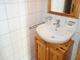 Flat in Nendaz Near Ski Slopes & Cable Cars