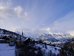 Flat in Nendaz Near Ski Slopes & Cable Cars