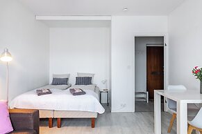 Nice Studio with Balcony in the Center