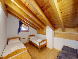 Spacious Apartment With Balcony