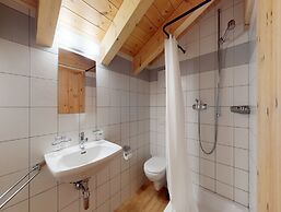 Spacious Apartment With Balcony