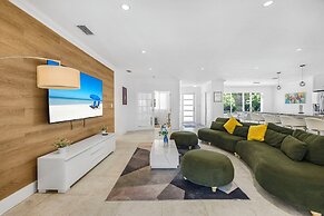 Miami Dream Home with Pool