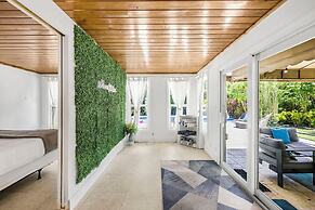 Miami Dream Home with Pool
