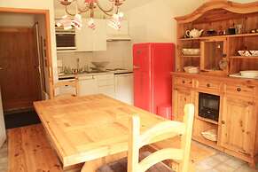Apartment Near Portes du Soleil ski Area