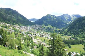 Apartment Near Portes du Soleil ski Area