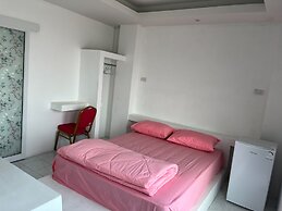 Alisara Apartments