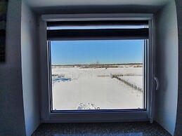 Comfortable Holiday Home, Private Garden, Sauna