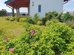 Comfortable Holiday Home, Private Garden, Sauna