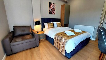 Falcon Boutique Hotel
