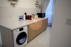 Comfy STU - Almultaqa Mirdif