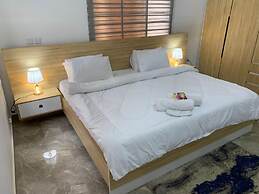Beautiful Serviced Apartment at Nanakrom, Accra