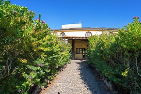 Hotel Medar with pool in Arborea