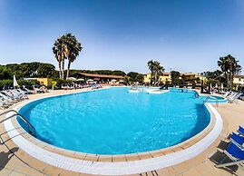 Hotel Medar with pool in Arborea