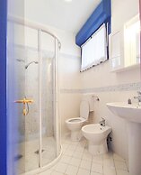 Huge Terrace in the Heart of Bibione for 7 Guests