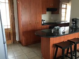 2BR Relocation Housing Fully Furnished Secured in Pentagon Park