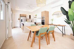 Close to Beach - Gated Community - Villa Salomé