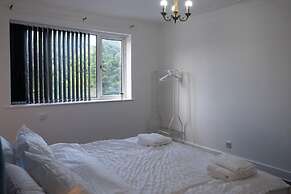 2-bedroom- Stoke-on-trent-sleeps 5-petsok