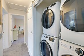 Swim, Fish, Hike: West Bay Family Retreat w/ Deck!