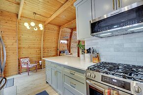 Half-mi to Park City Mountain: Cabin w/ Hot Tub!