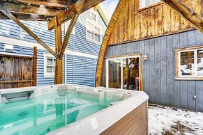 Half-mi to Park City Mountain: Cabin w/ Hot Tub!