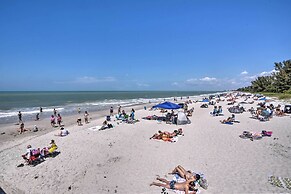 Family-friendly Home ~ 4 Mi to Naples Beach & Pier