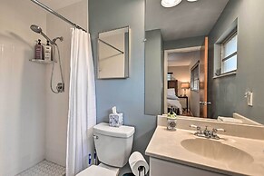 Family-friendly Home ~ 4 Mi to Naples Beach & Pier