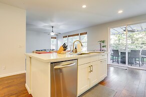 4 Mi to UC Davis: Updated Family Home!