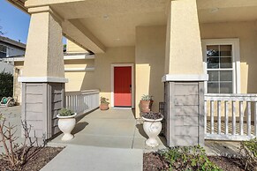 4 Mi to UC Davis: Updated Family Home!