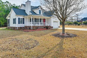9 Mi to Dtwn: Greenville Home w/ Screened Patio!