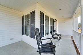 9 Mi to Dtwn: Greenville Home w/ Screened Patio!
